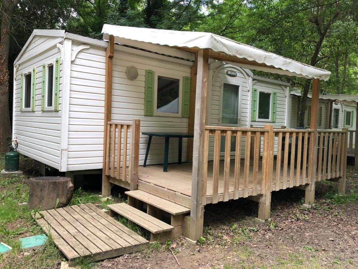 Camping Du Lion Bourg-Saint-Andéol Exterior foto