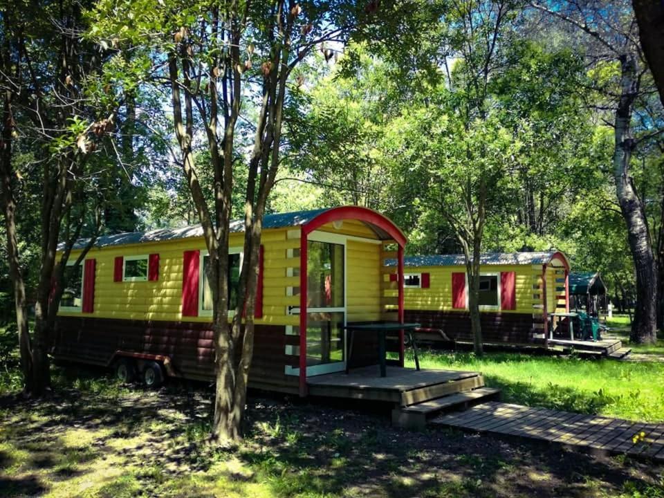 Camping Du Lion Bourg-Saint-Andéol Exterior foto